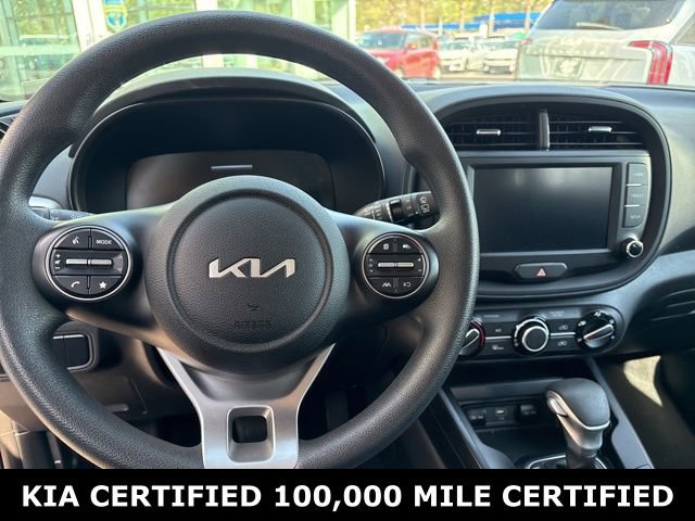 Certified 2025 Kia Soul LX w/ LX Technology Package image 12