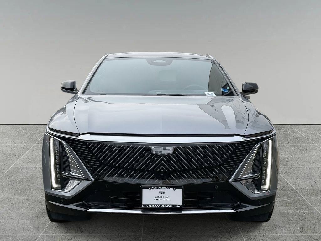 Used 2025 Cadillac Lyriq Luxury w/ LPO, Floor Liner Package image 8