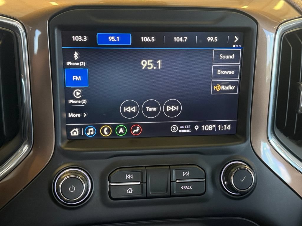 Used 2021 Chevrolet Silverado 1500 High Country w/ Technology Package AWD/4WD image 21
