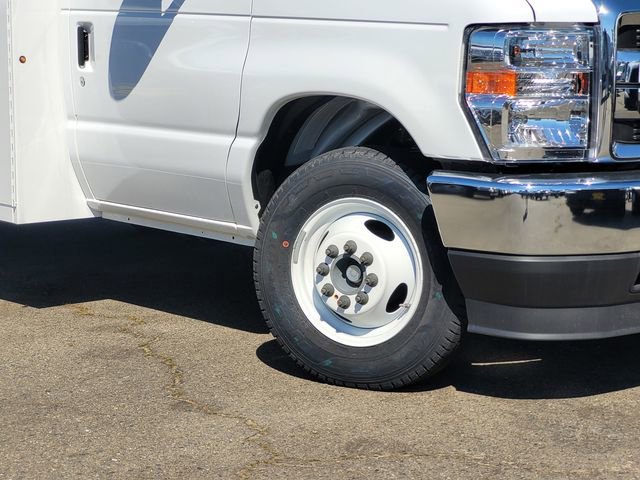 New 2026 Ford E-350 and Econoline 350 Super Duty w/ Power Equipment Group image 2