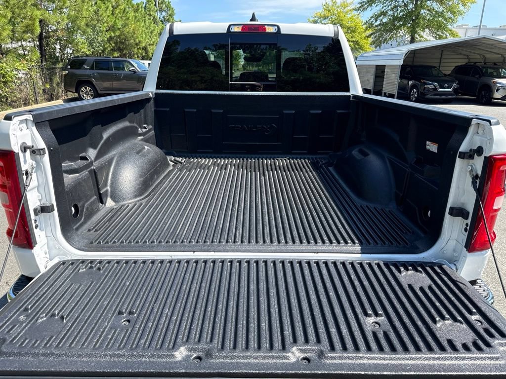 Used 2025 RAM 1500 Big Horn AWD/4WD image 32