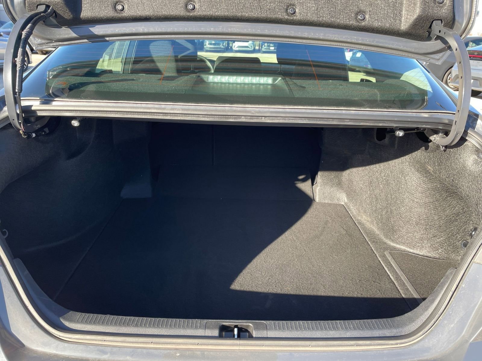 Used 2025 Toyota Camry LE image 31