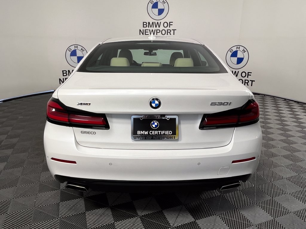 Certified 2023 BMW 530i xDrive w/ Premium Package AWD/4WD image 12