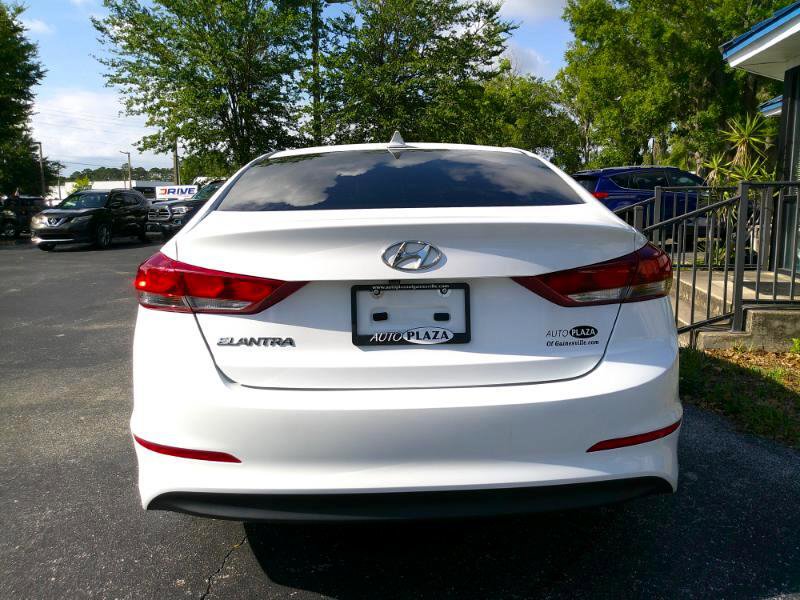 Used 2018 Hyundai Elantra SEL image 6