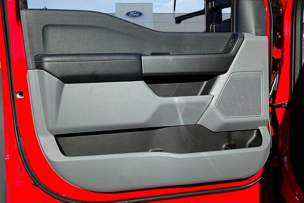 New 2026 Ford F350 XLT w/ FX4 Off-Road Package image 22
