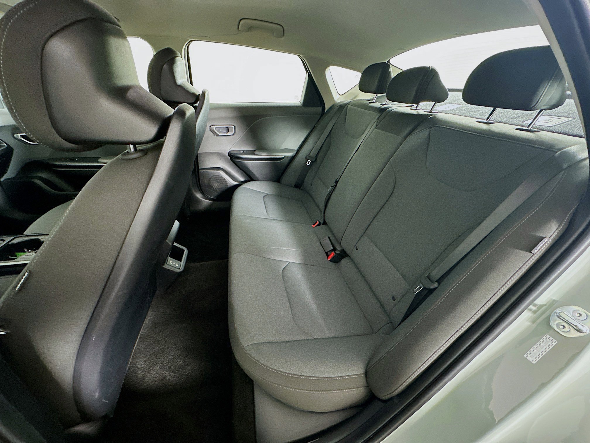 Used 2025 Kia K4 LXS image 27