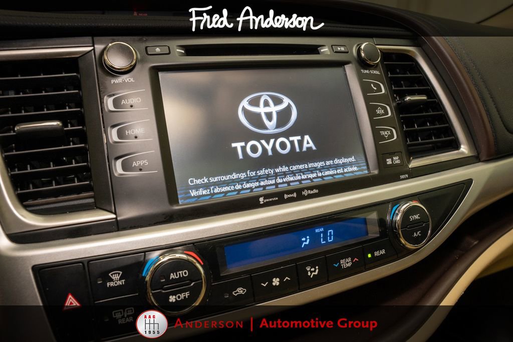 Used 2018 Toyota Highlander XLE AWD/4WD image 15