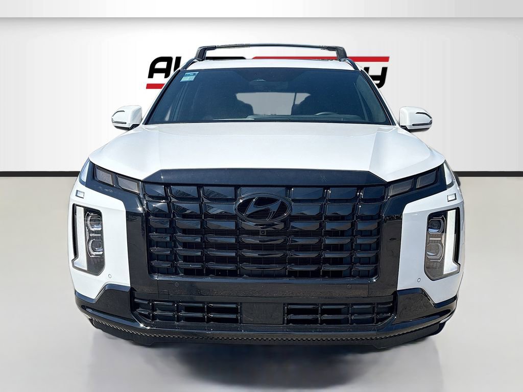 Used 2025 Hyundai Palisade Calligraphy AWD/4WD image 2