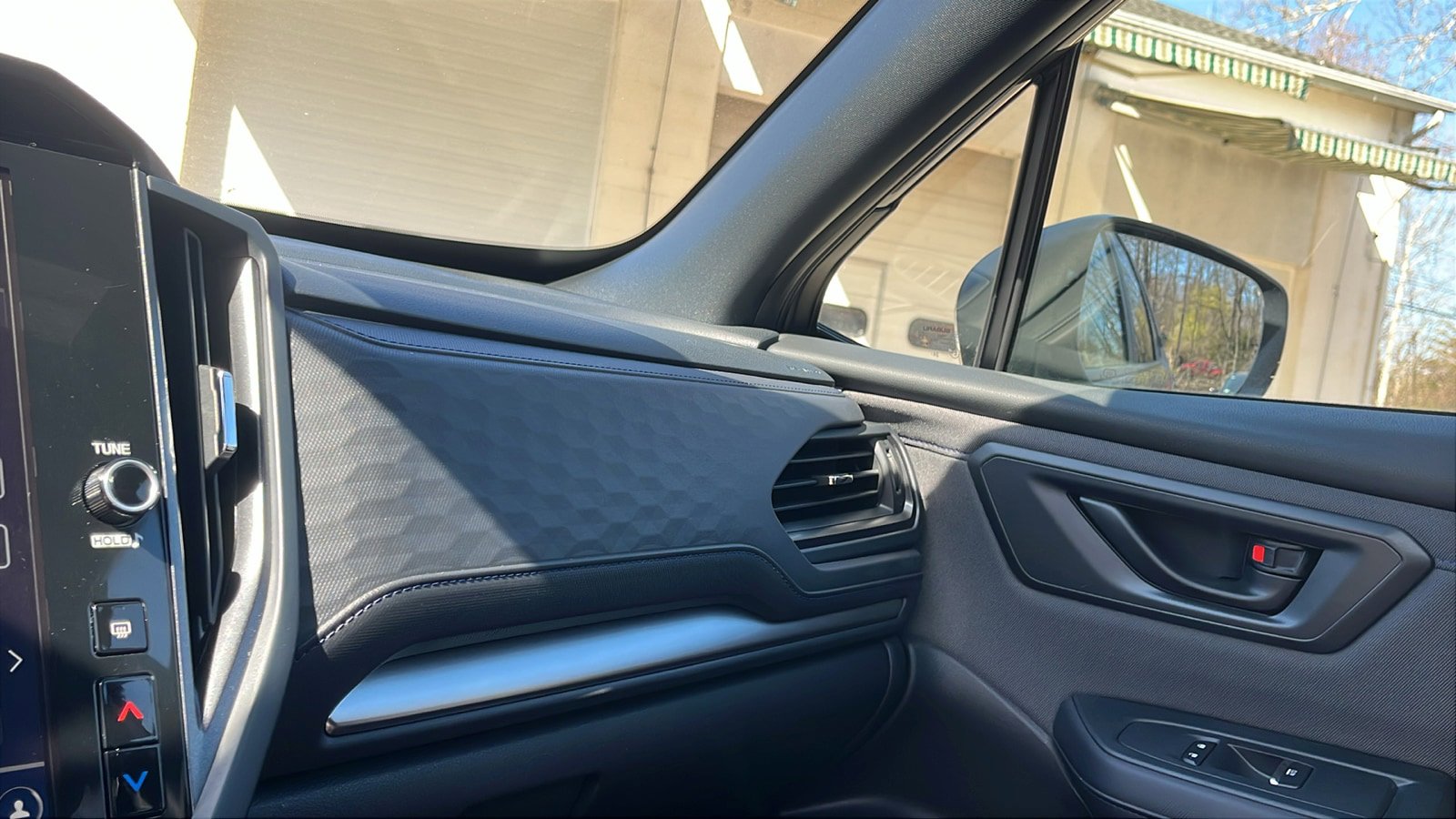 Certified 2025 Subaru Forester Premium AWD/4WD image 19