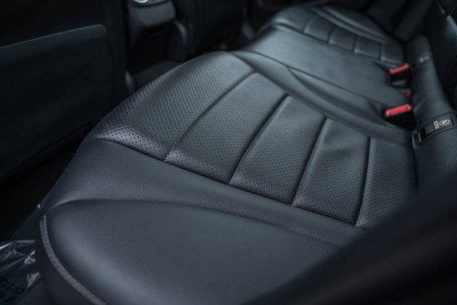 Used 2016 Mercedes-Benz C 300 4MATIC Sedan image 31