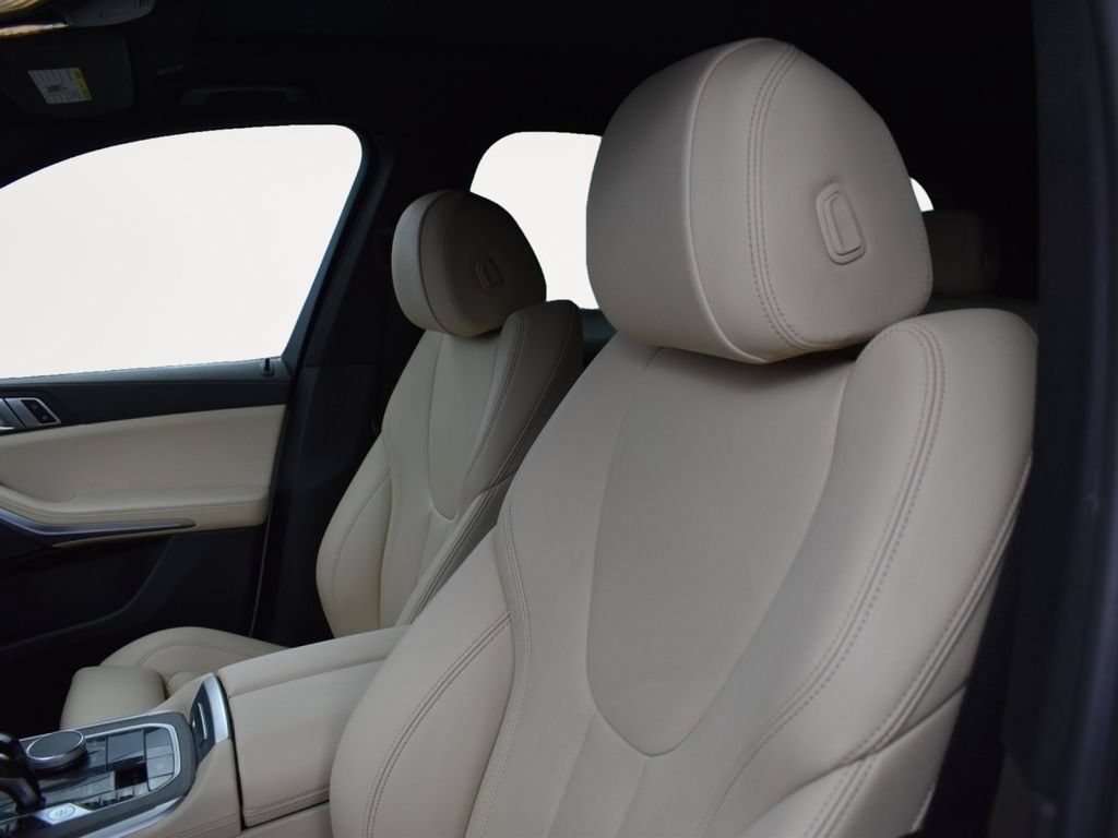 Used 2022 BMW X5 sDrive40i w/ Premium Package RWD image 13