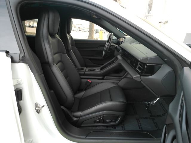Used 2023 Porsche Taycan w/ Premium Package image 25