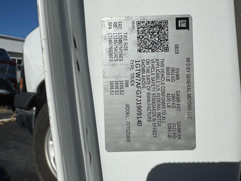 Used 2018 GMC Savana 2500 w/ Driver Convenience Package image 24