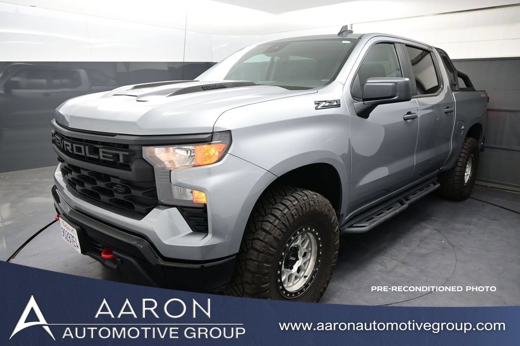 Used 2025 Chevrolet Silverado 1500 Custom Trail Boss w/ LPO, Dark Essentials Package AWD/4WD image 1