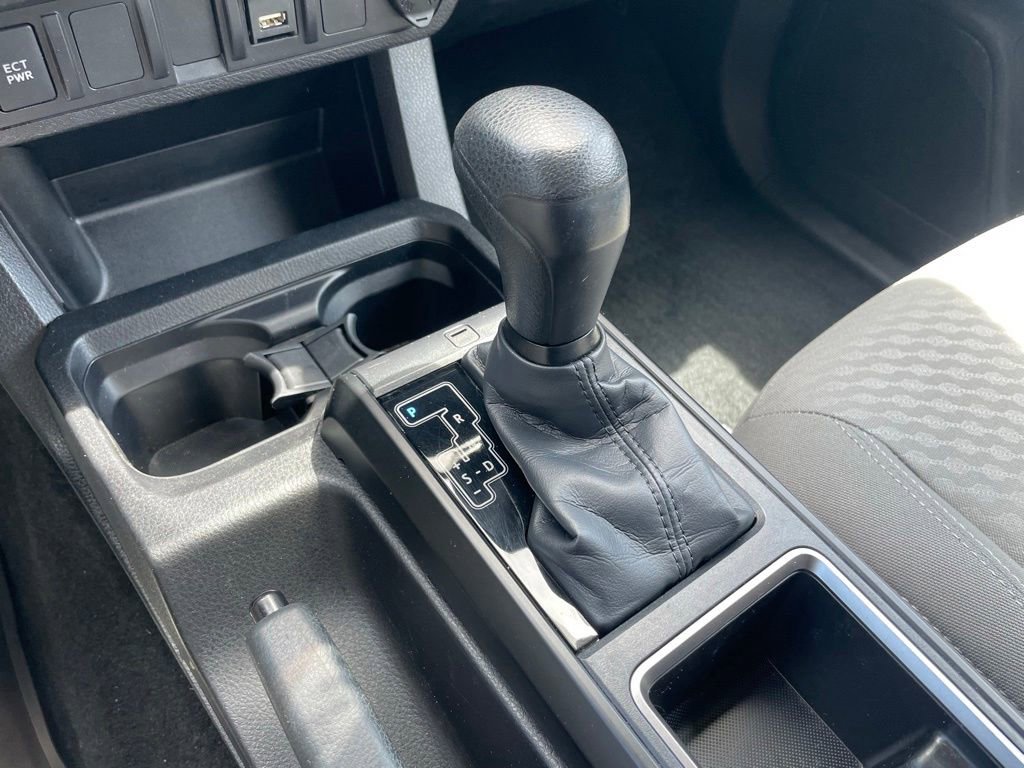 Used 2023 Toyota Tacoma SR RWD image 18