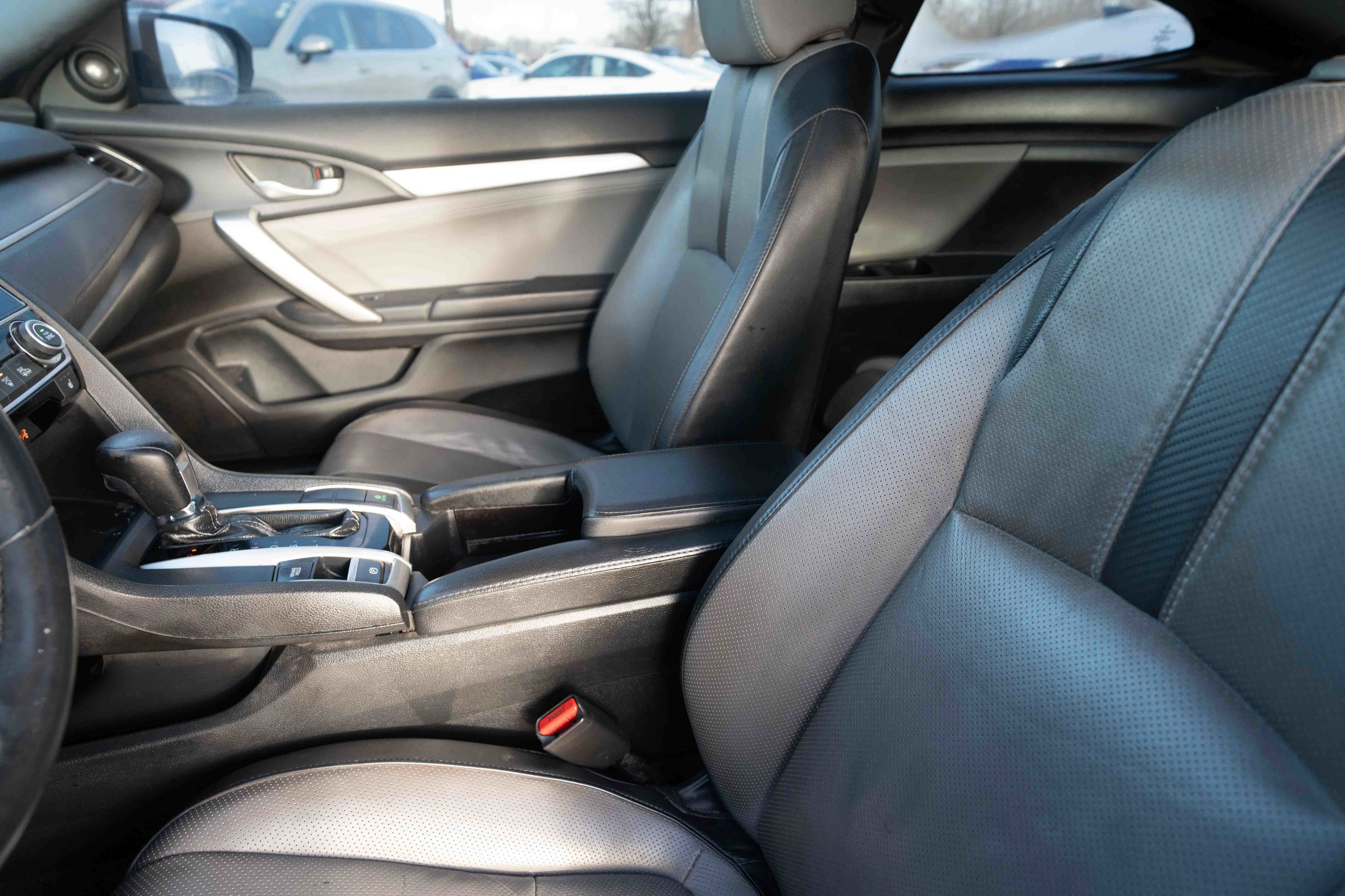 Used 2017 Honda Civic EX-L image 10