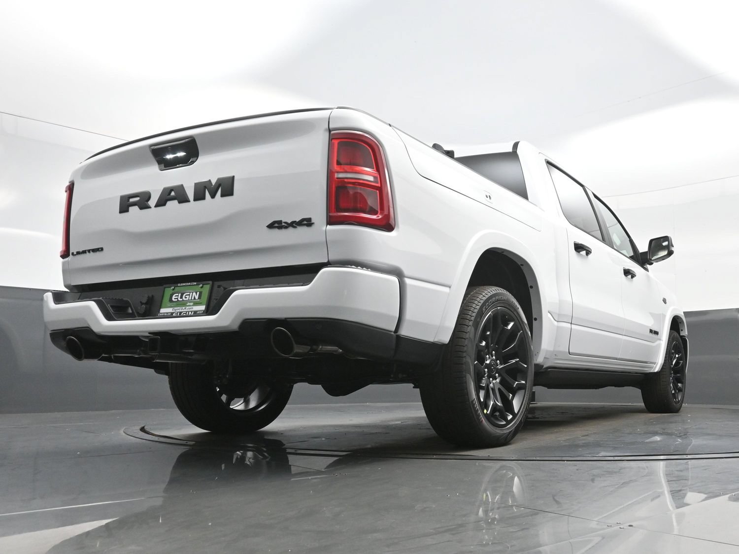 New 2027 RAM 1500 Limited AWD/4WD image 18