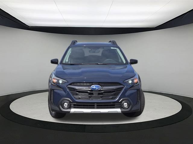 New 2025 Subaru Outback Limited image 2