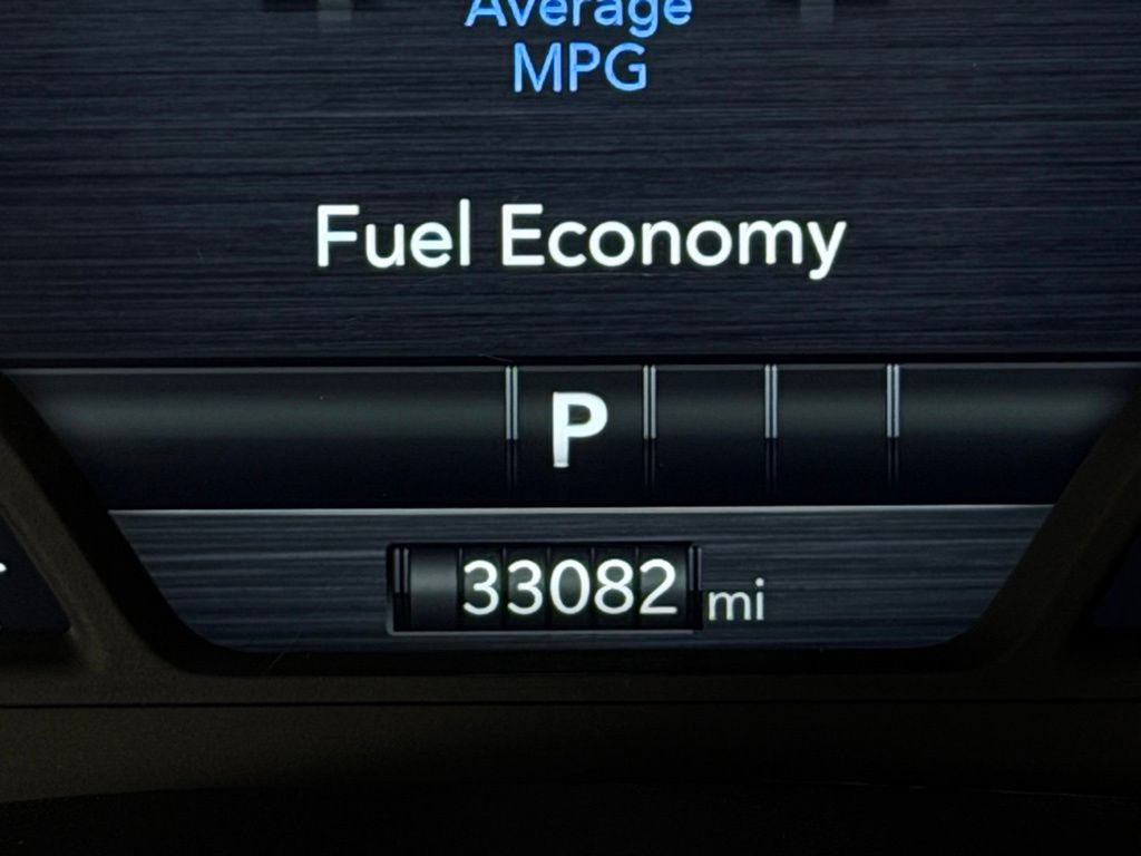 Used 2025 RAM 1500 Laramie w/ Sport Appearance Package AWD/4WD image 15