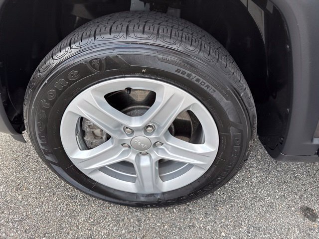 Used 2023 Jeep Compass Latitude AWD/4WD image 10