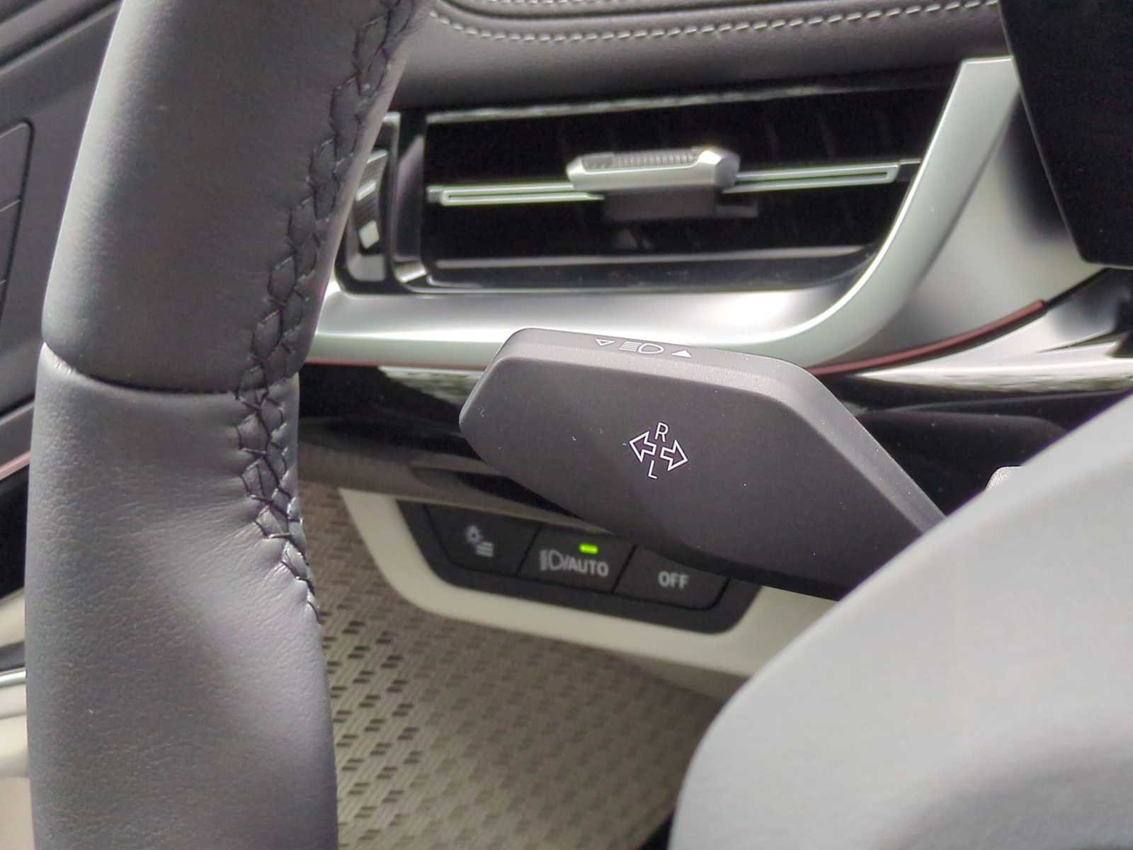 Used 2026 BMW X1 xDrive28i w/ Technology Package image 28