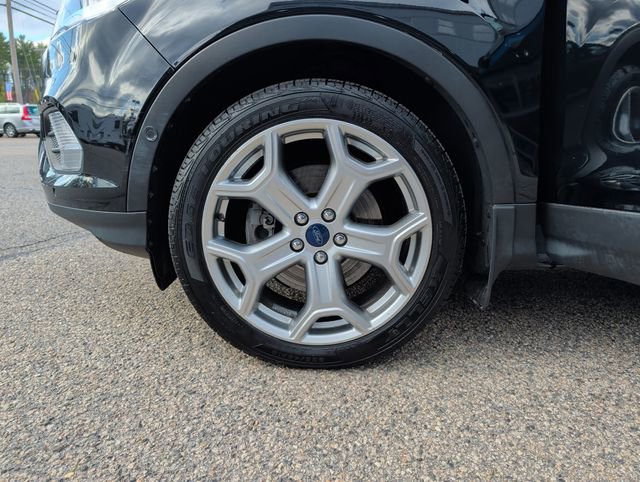 Used 2018 Ford Escape Titanium w/ Ford Safe & Smart Package image 36