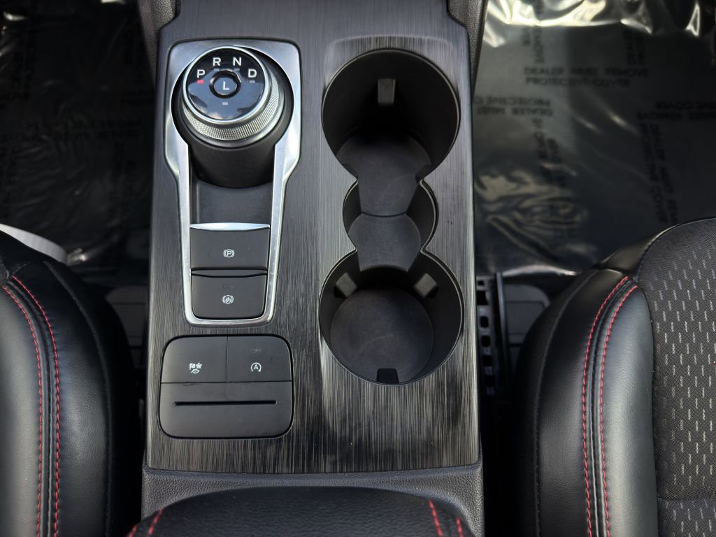 Used 2025 Ford Escape ST-Line Select image 19