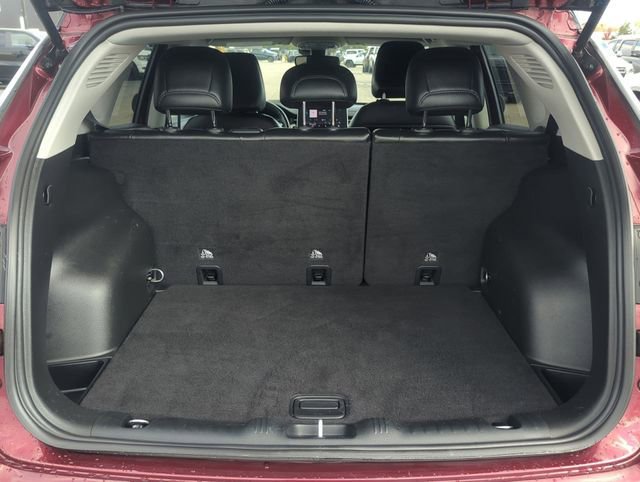Certified 2022 Jeep Compass Limited image 23