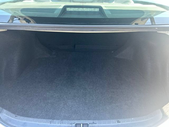 Used 2017 Toyota Corolla LE FWD image 13