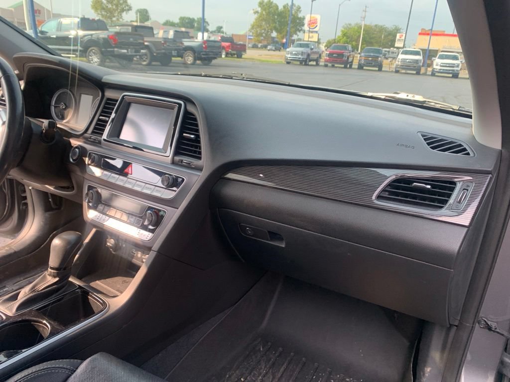 Used 2018 Hyundai Sonata Limited FWD image 26