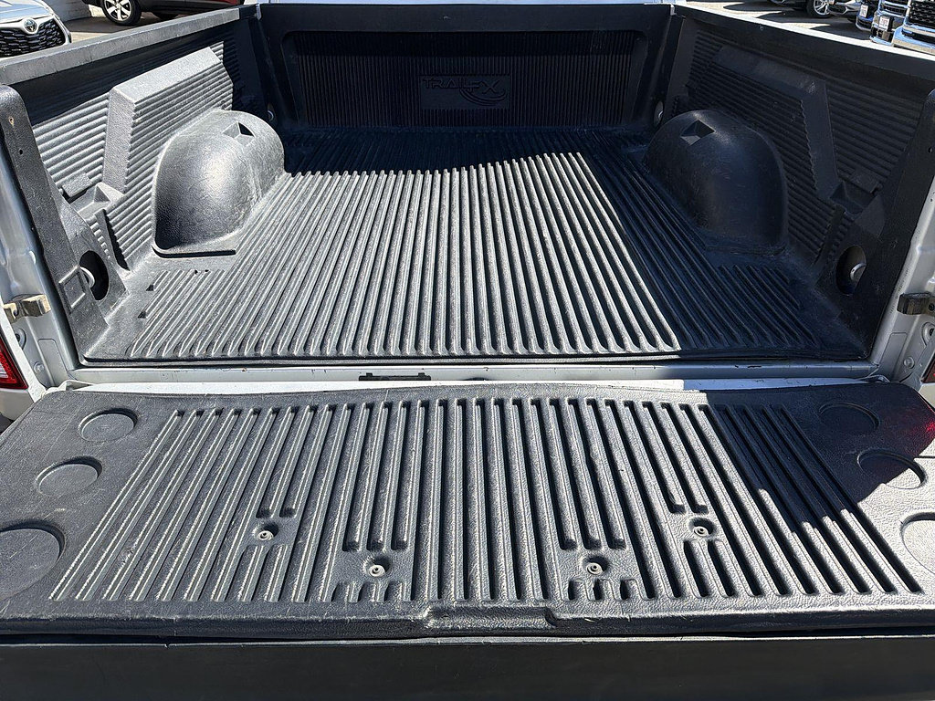 Used 2016 RAM 1500 Big Horn RWD image 22