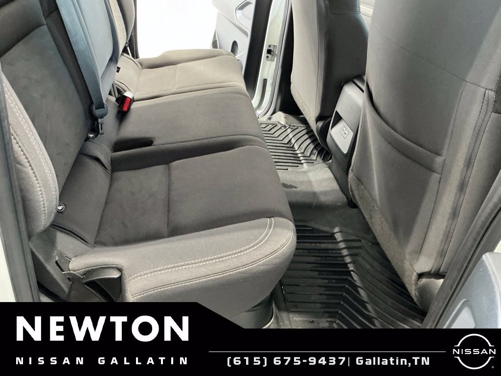 Used 2024 Nissan Frontier SV w/ Technology Package AWD/4WD image 17