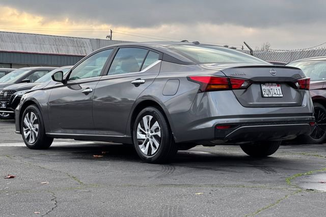 Used 2025 Nissan Altima 2.5 S image 6