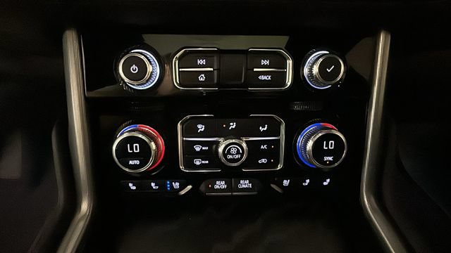 Used 2023 GMC Yukon Denali AWD/4WD image 22