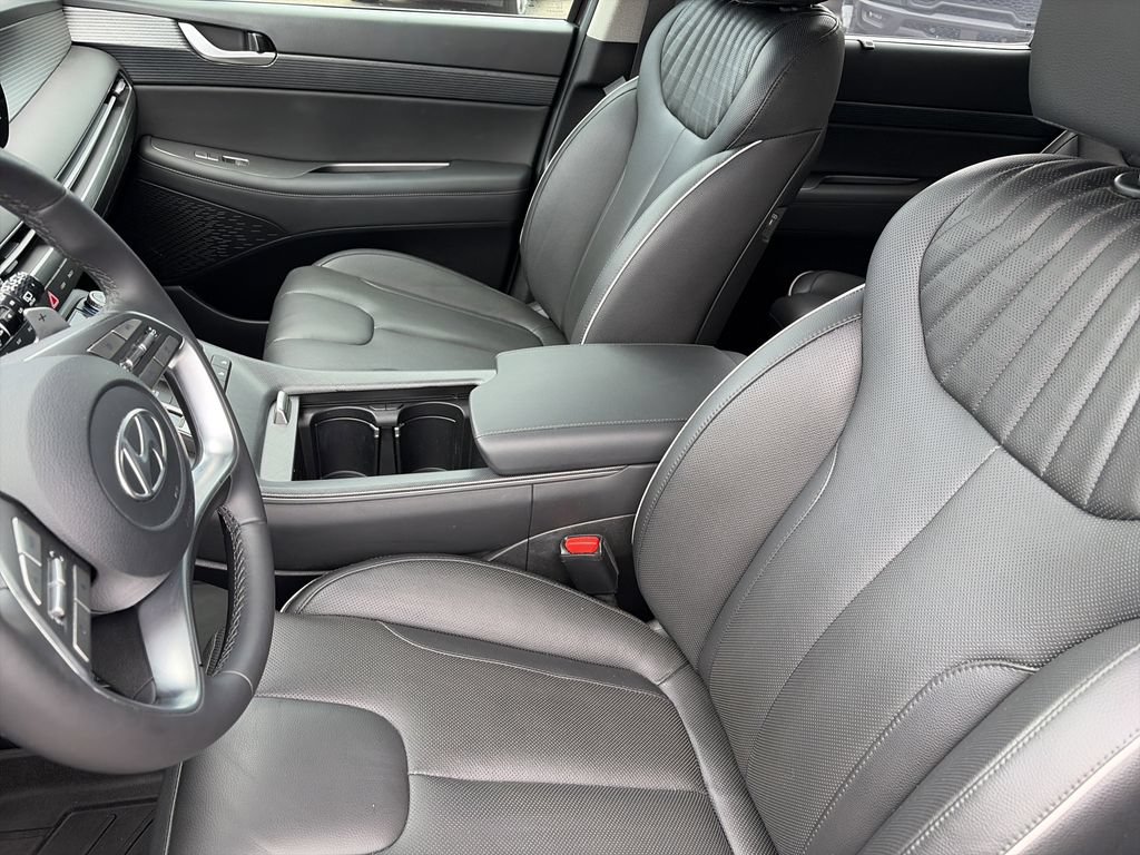 Used 2023 Hyundai Palisade Limited FWD image 11