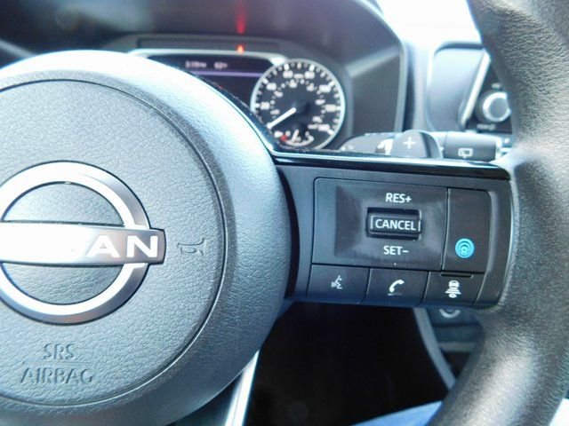 Used 2023 Nissan Rogue SV image 28