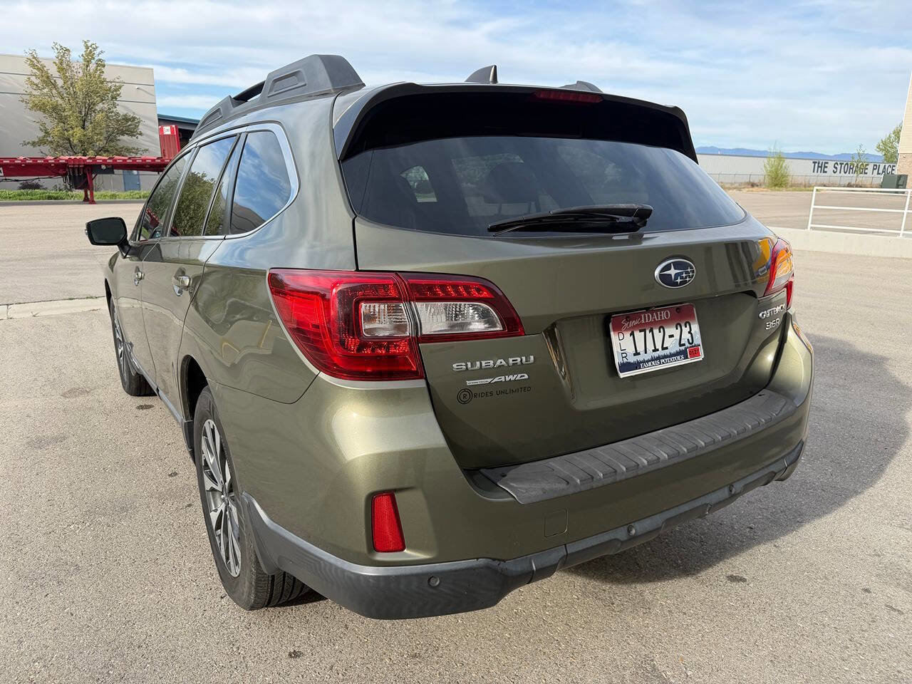 Used 2017 Subaru Outback 3.6R Limited AWD/4WD image 11