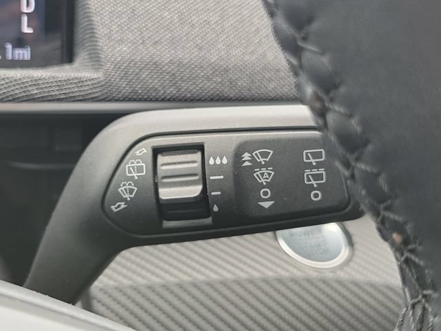 Used 2024 Ford Mustang Mach-E Premium RWD image 23