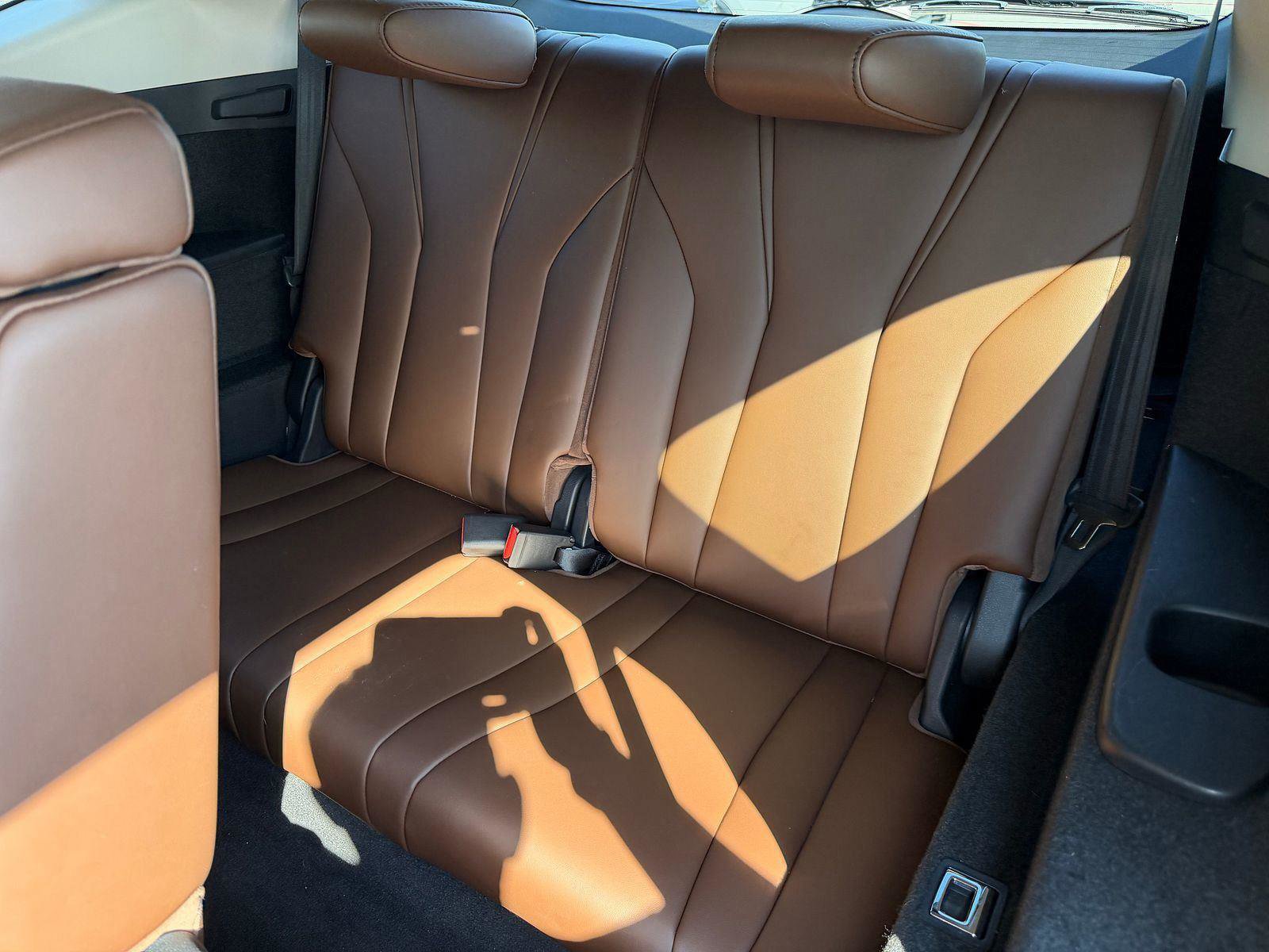 Certified 2024 Acura MDX FWD w/ Technology Package image 4