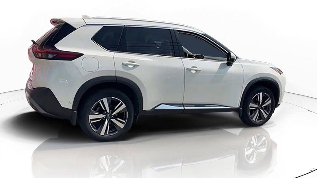 Used 2023 Nissan Rogue SL w/ SL Premium Package image 3