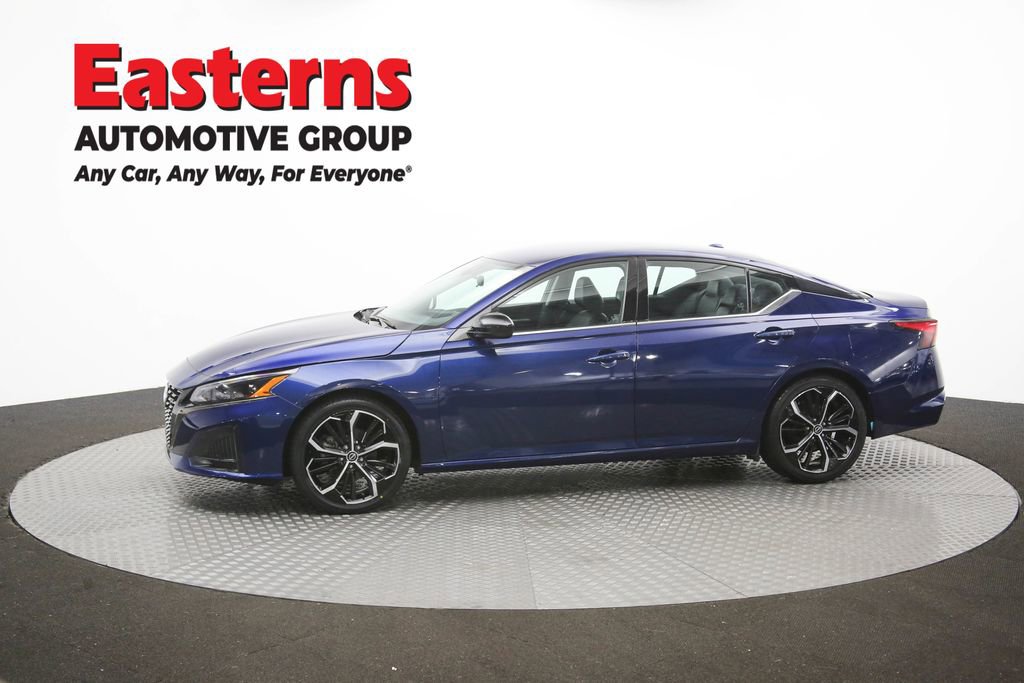 Used 2024 Nissan Altima 2.5 SR FWD image 57