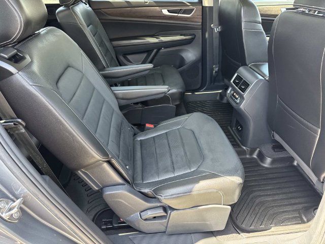 Certified 2024 Volkswagen Atlas SEL AWD/4WD image 33