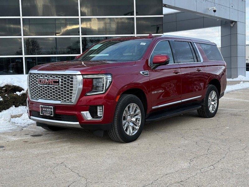 Used 2023 GMC Yukon XL Denali image 7