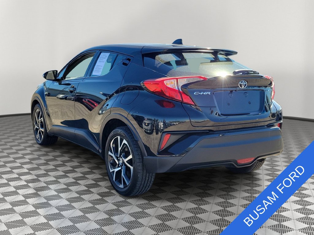 Used 2019 Toyota C-HR Limited FWD image 3