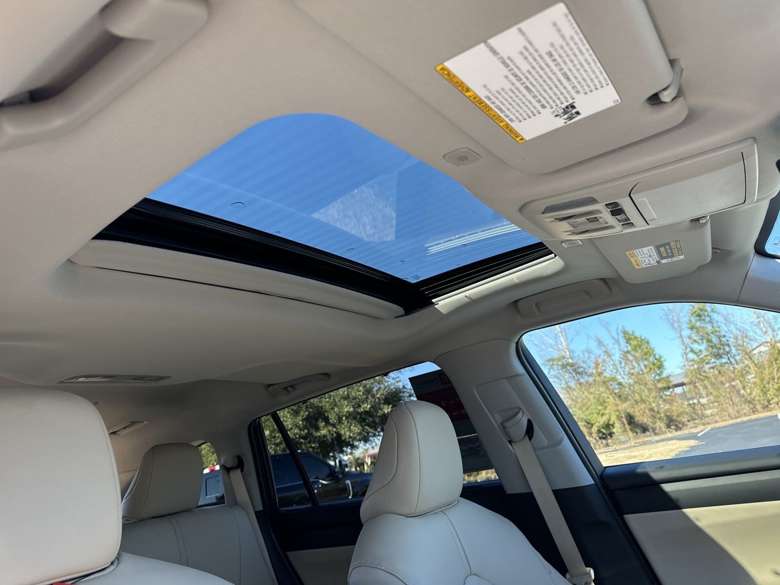 New 2025 Toyota Highlander XLE AWD/4WD image 39