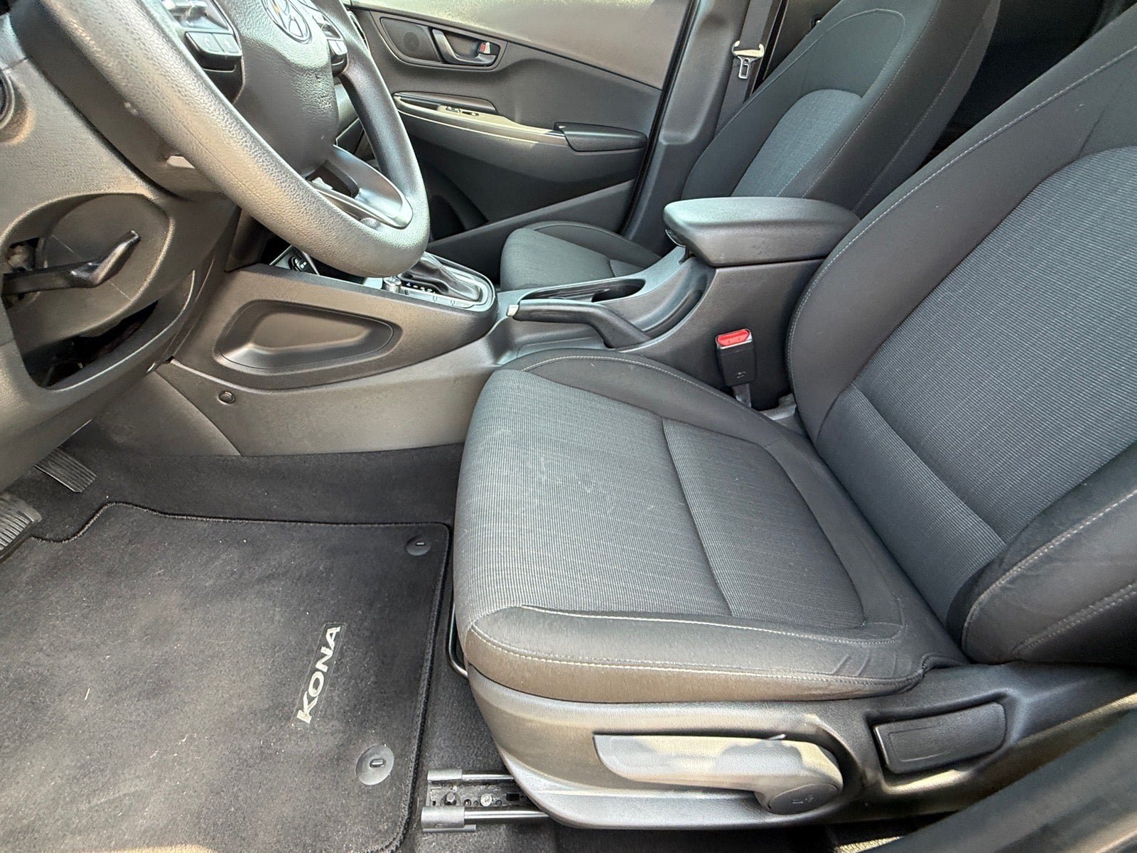 Used 2022 Hyundai Kona SEL FWD image 12