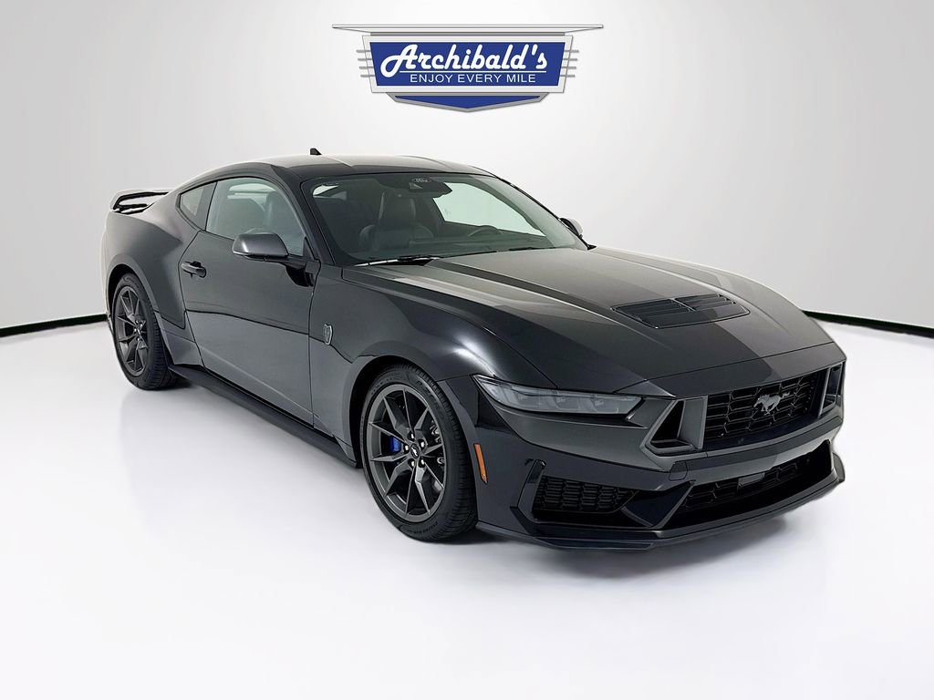 Used 2025 Ford Mustang Dark Horse image 1