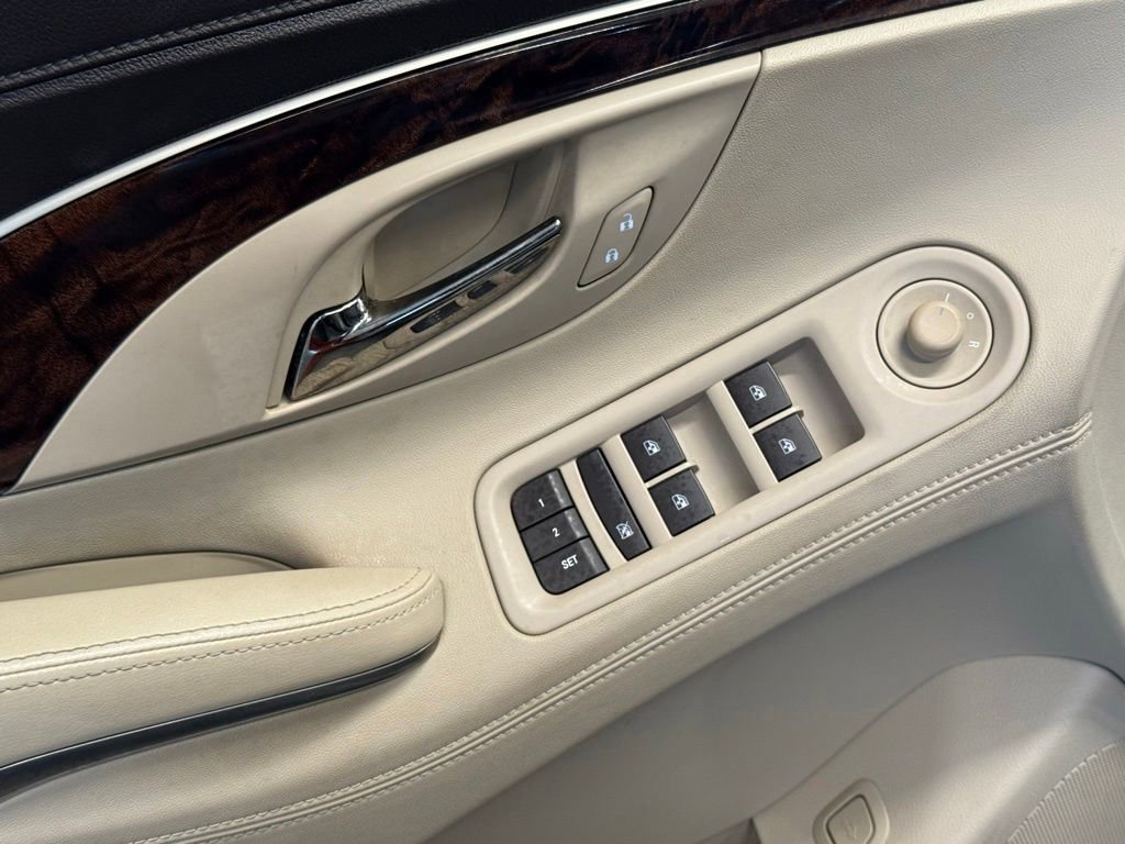 Used 2016 Buick LaCrosse Leather FWD image 21