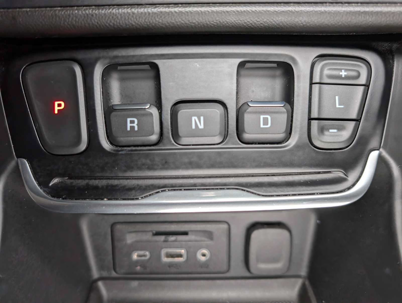 Certified 2021 GMC Terrain SLT w/ Elevation Edition AWD/4WD image 30
