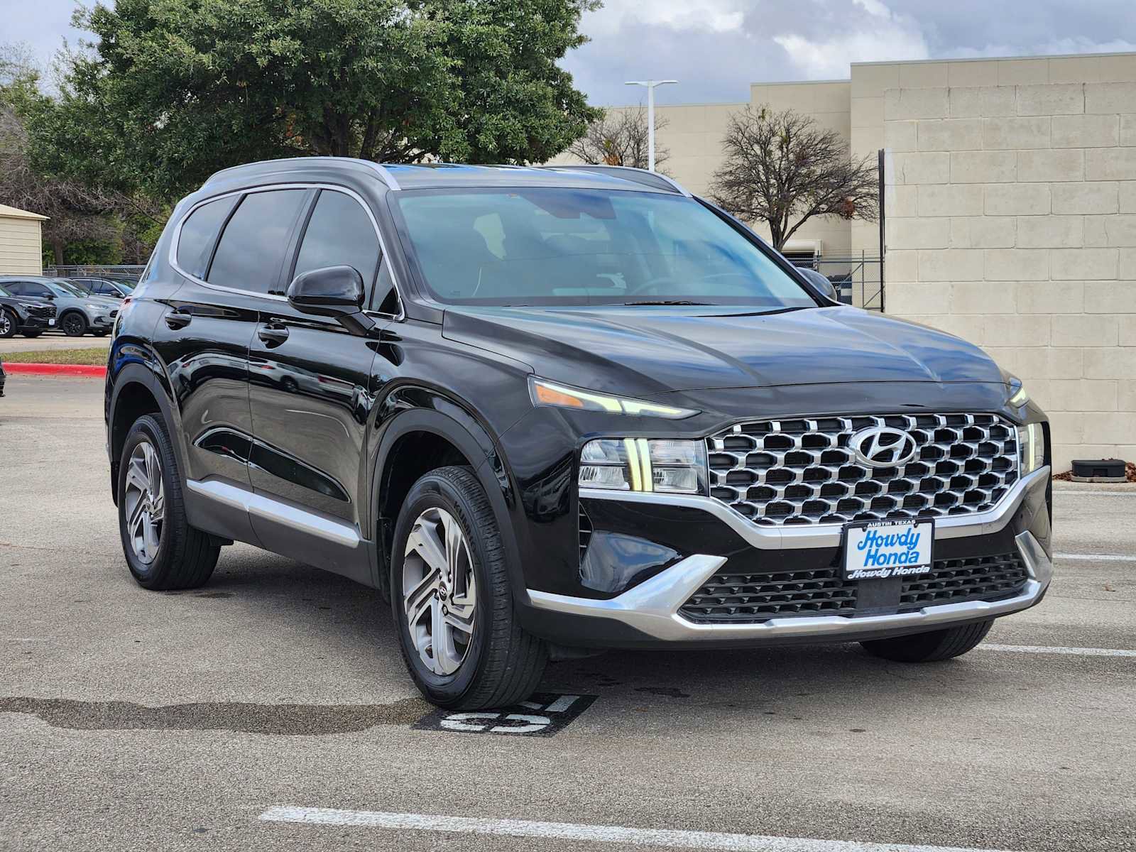 Used 2022 Hyundai Santa Fe SEL image 3